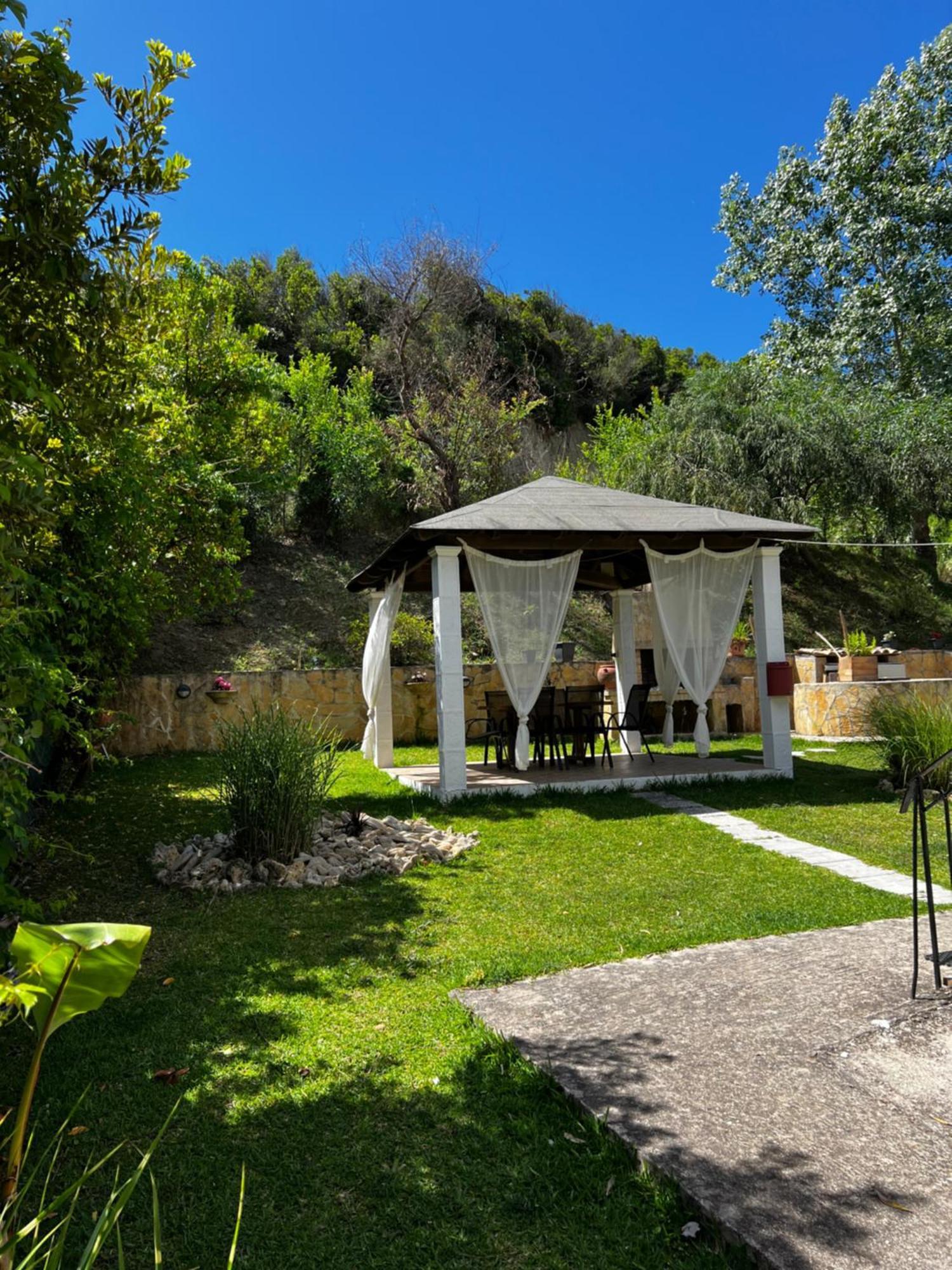 Perivólion Armonia Apartments & Studios מראה חיצוני תמונה
